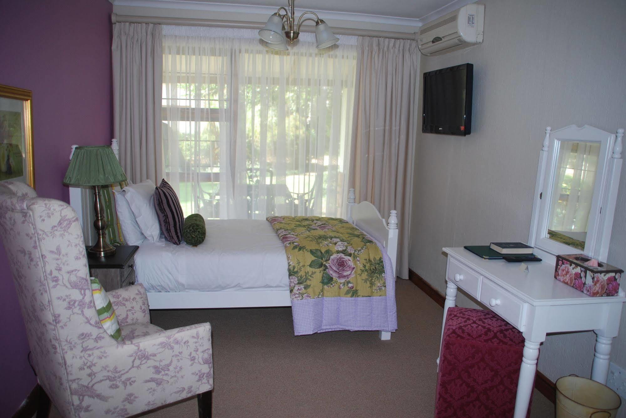 Sunninghill Guest Lodges Johannesburg Dış mekan fotoğraf