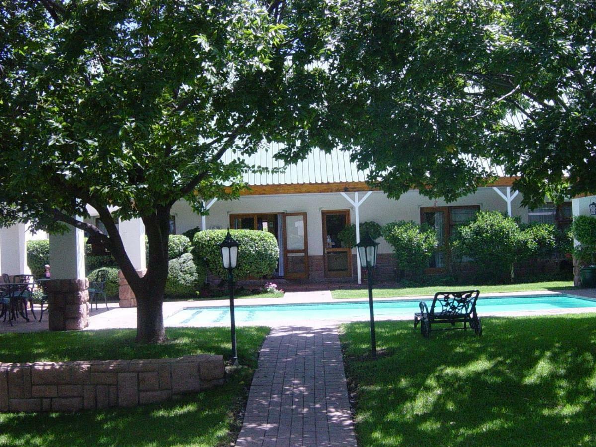 Sunninghill Guest Lodges Johannesburg Dış mekan fotoğraf